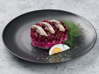 Śledzie pod pierzynką Оселедець під шубою (400g)