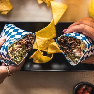 Burrito Carnitas Pato
