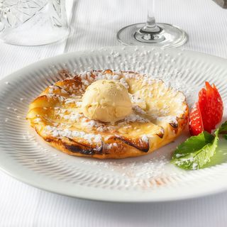 Hojaldre fino de manzana