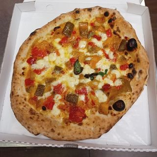 Margherita con peperoni bianca