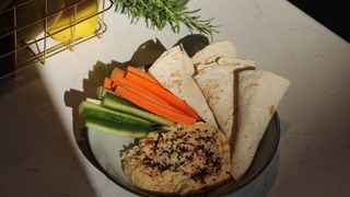 ჰუმუსი ბოსტნეულით