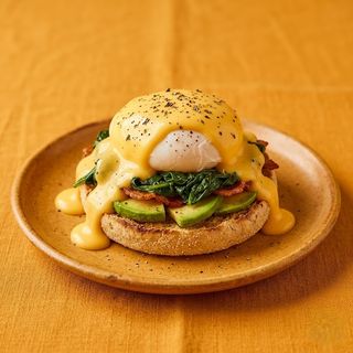 W&B Classic Eggs Benedict