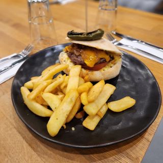 Пилешки бургер