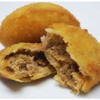 Rissois de carne