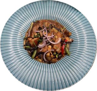 127.Golonka bambusem i grzyb mun