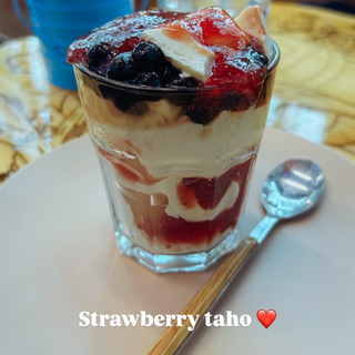 STRAWBERRY TAHO