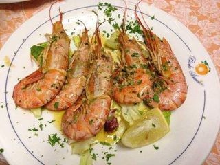 Gamberoni al vino bianco