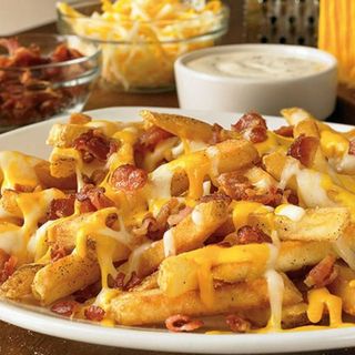Batata com Cheddar e Bacon