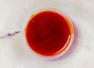 Пикантен Срирача