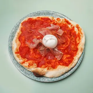 Pizza crudo e burrata