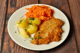 Filet z piersi kurczaka panierowany