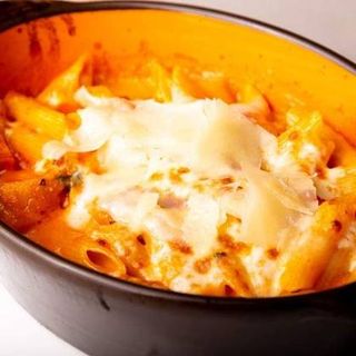 Penne cu Pui și Bacon