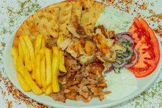 Gyros mixt la farfurie