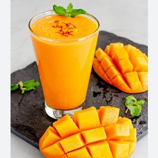 Mango lassi 
