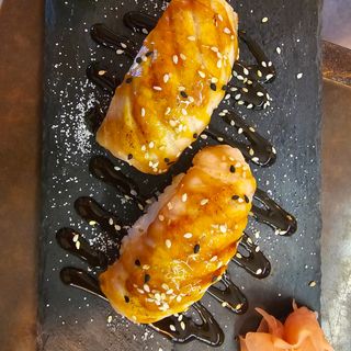 Nigiri Caramelizado Salmón (2 Pzs.)