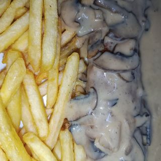 Gordon blue de pollo  salsa champiñón