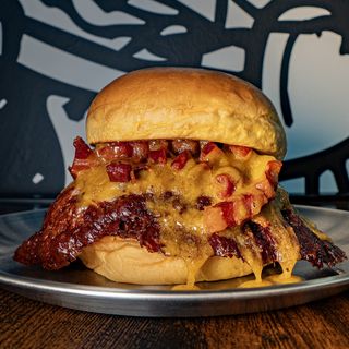 Buger Lacy Carbonara