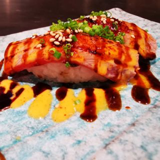 Nigiri De Toro Flameado (2 Pzs.)