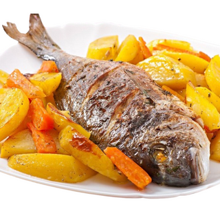 Лаврак с билки 300г