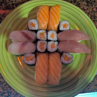 J41 Sushi misto