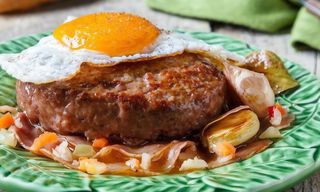 Hambúrguer com Ovo