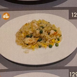 Riso saltato con gamberi