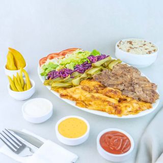 Farfurie mare cu orez amestec