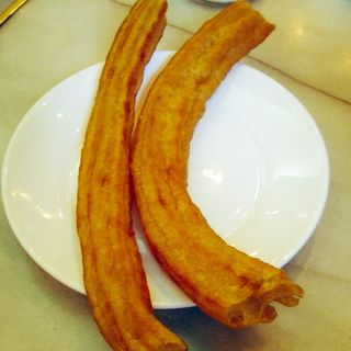 2 churros estilo porras 