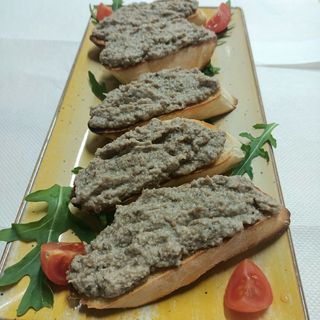 Tapas cu crema de ciuperci