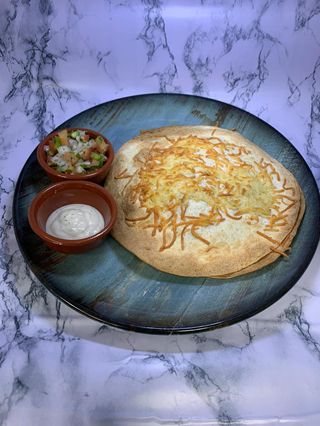 Quesadilla 4 Quesos