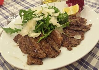 Tagliata rucola grana