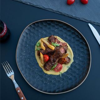 Meniu 3 mici cu cartofi prajiti si mustar