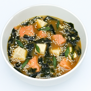 Місо суп з лососем