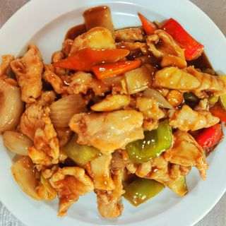 Pollo Con  Almendras
