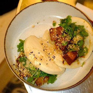 Guabao de cerdo ibérico a fuego lento