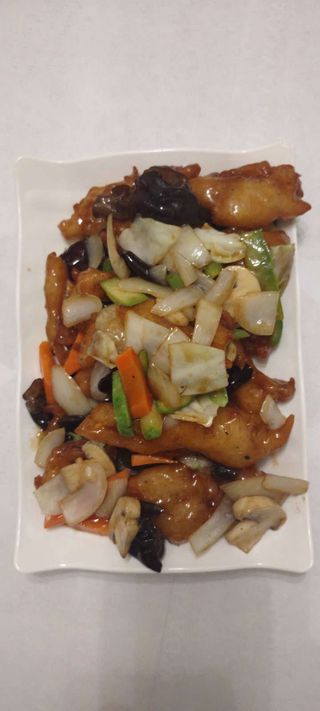 Панирана риба със зеленчуци (700г)