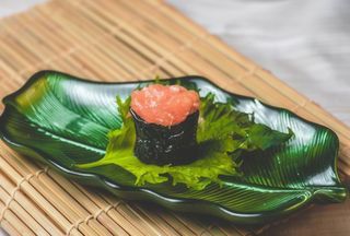 41. Nori spicy shake - 1 pezzo