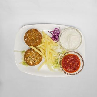 Falafel in piatto