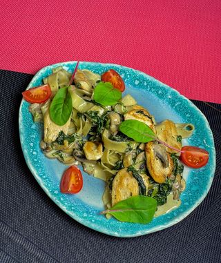Паста Fettuccine agli spinaci