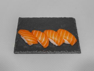Nigiri De Salmón (4 Pzs.)