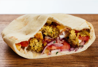 Combinado De Plato Kebab Falafel