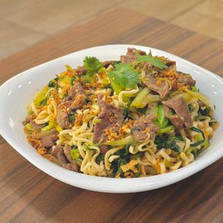 Mi Xao Bo (Spaghetti con Manzo)