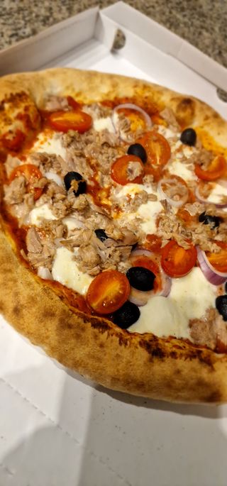 Pizza tonno