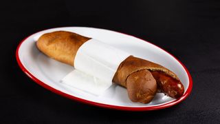 Käsekrainer Hot-Dog / ქეზექრაინერი ჰოთ-დოგი