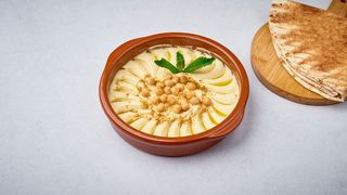 Hummus Klasyczny z grillowaną pitą