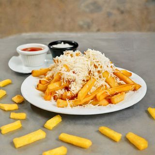 Пържени картофи със сирене (350г)