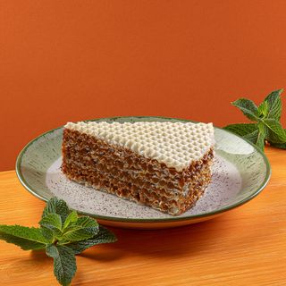Торт вафельний