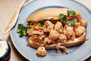 Le Bánh mì Calamar Persillé