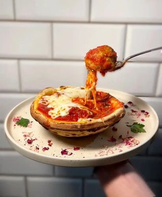 Klopsiki sosie marinara