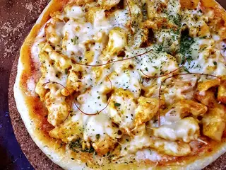 Pizza medium Chawarma Fromage